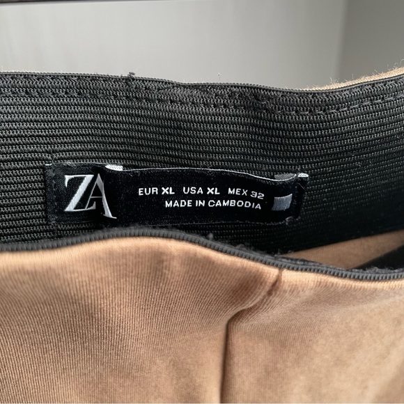 Zara EUC High Rise Stretch Leggings With Gold Buttons Size XL - Picture 8 of 14